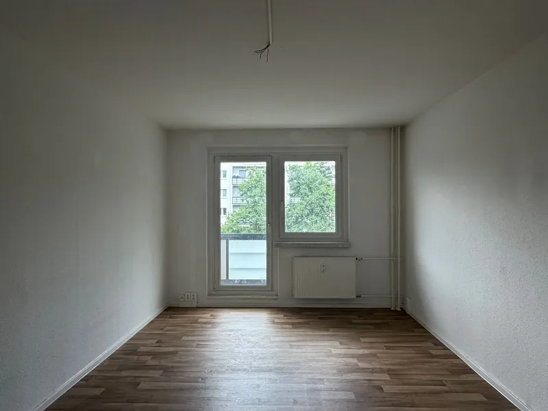 Toll geschnittenes Familien-Domizil mit Balkon und Wannenbad! — photo 1